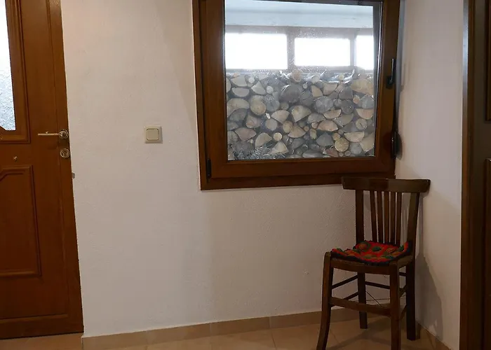 דירה In - O Elato